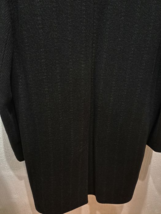 Elegancki zimowy czarny płaszcz z wełny r. 52.