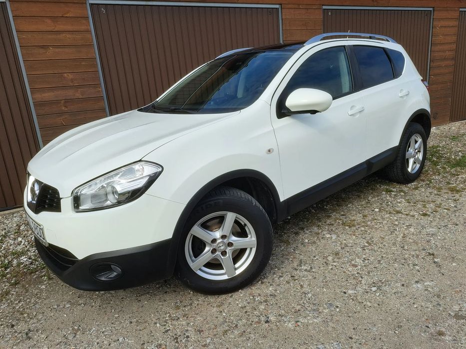 Nissan Qashqai 1.6 130KM, panorama, kamera cofania 360, KOLOROWA NAVI,