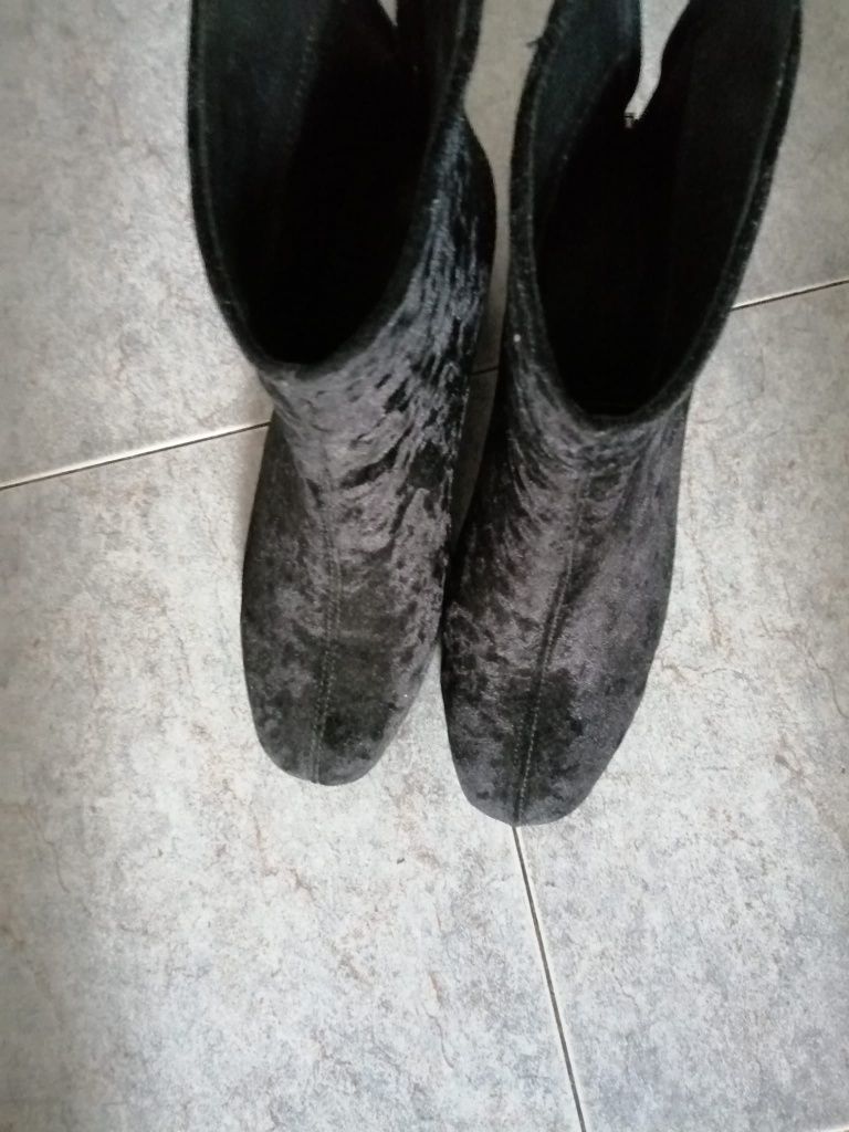 Botins de mulher 39