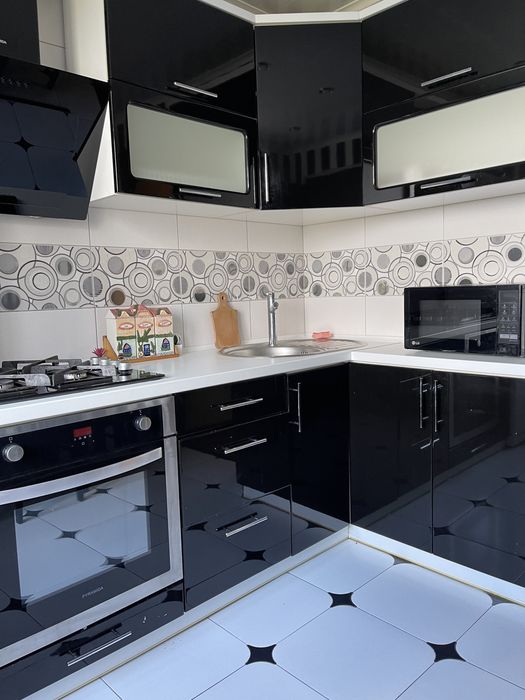 Продаж 2 кім. 9 мкрн. Лівий берег