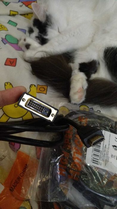 Кабель-перехідник HDMI to DVI