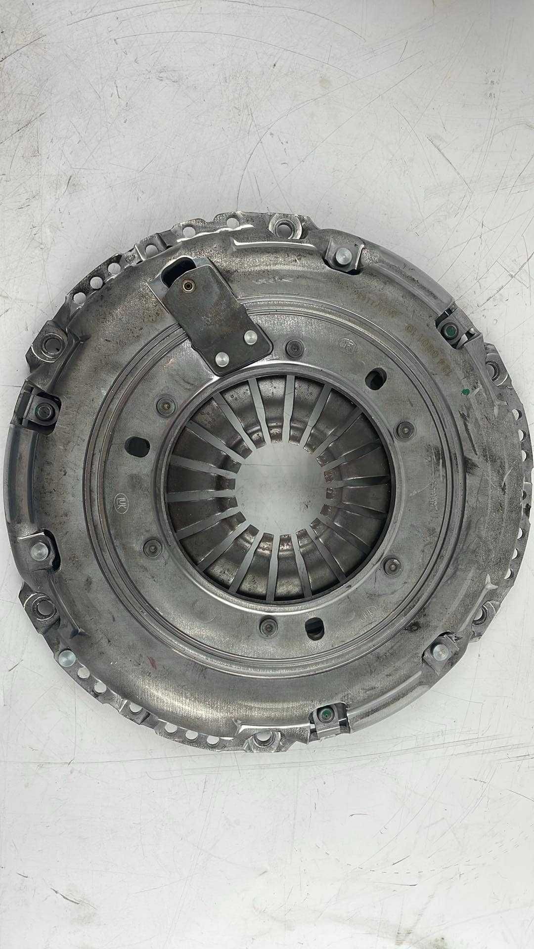 LUK Zestaw Sprzęgła Audi, Skoda, Seat, Passat