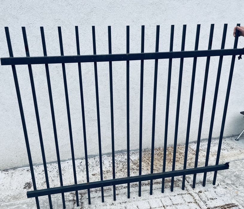 Продам секції металевого забора/секции металического забор .