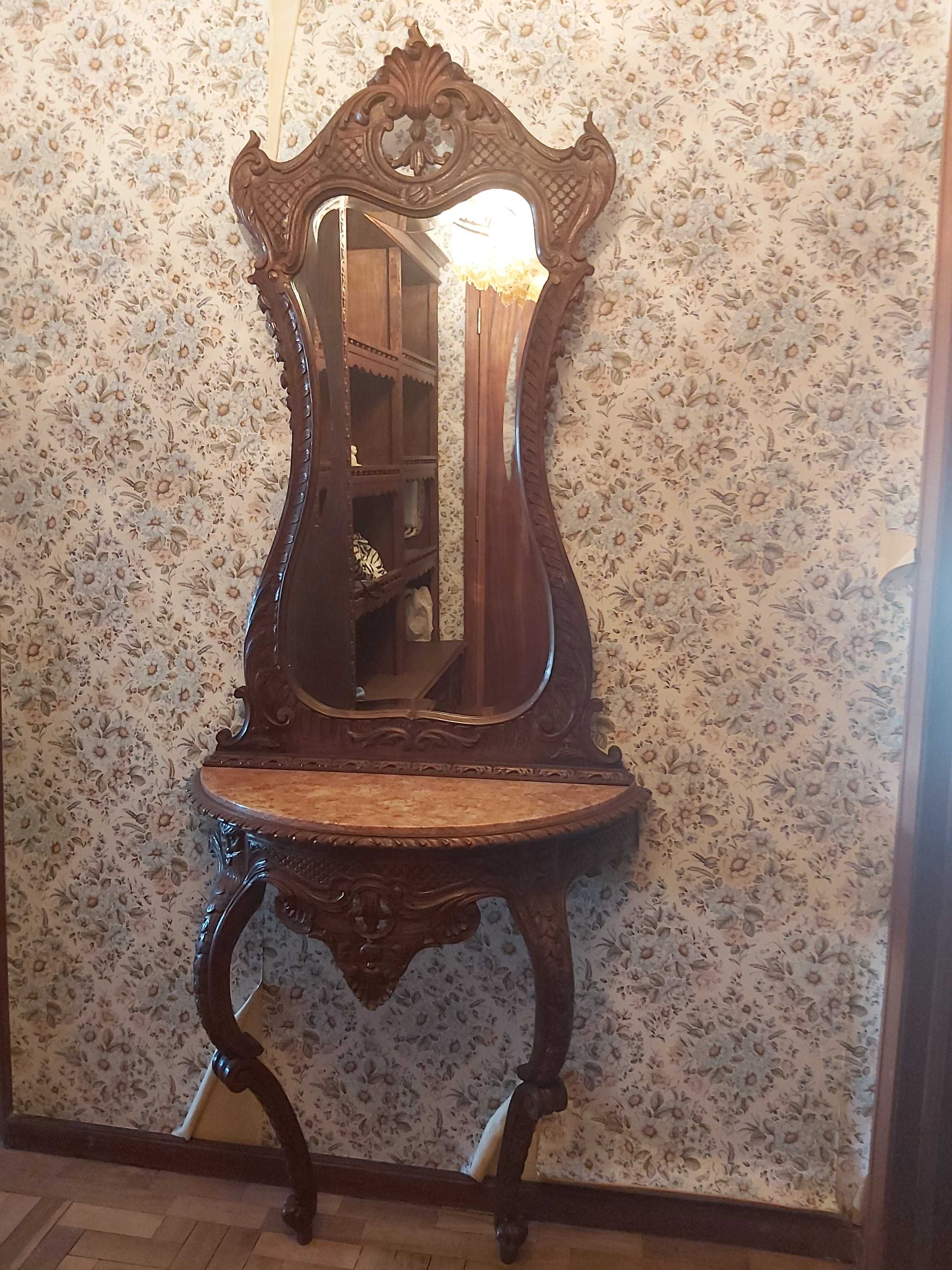 Console de madeira com base em mármore