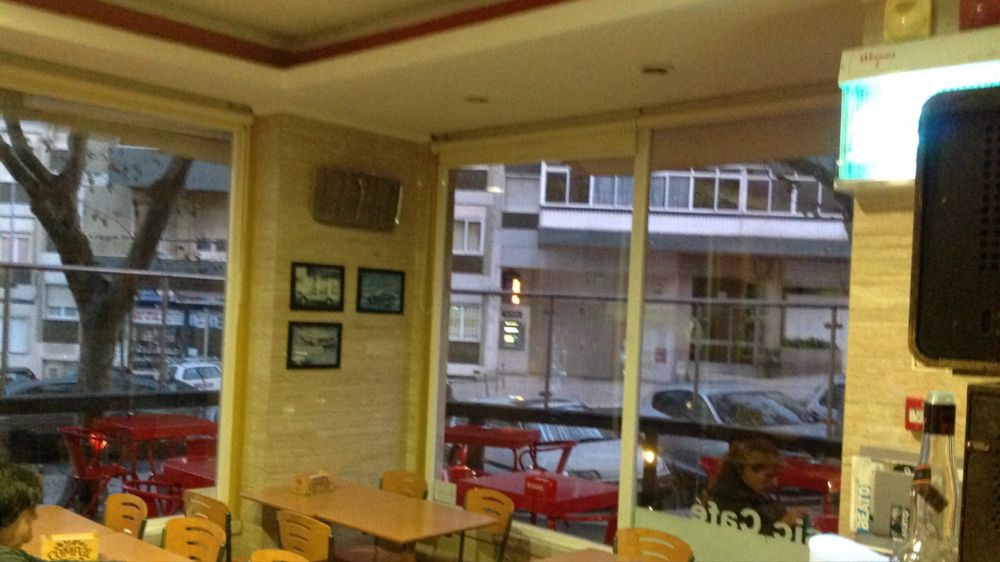 Vendo Restaurante pastelaria 70 lugares vende se