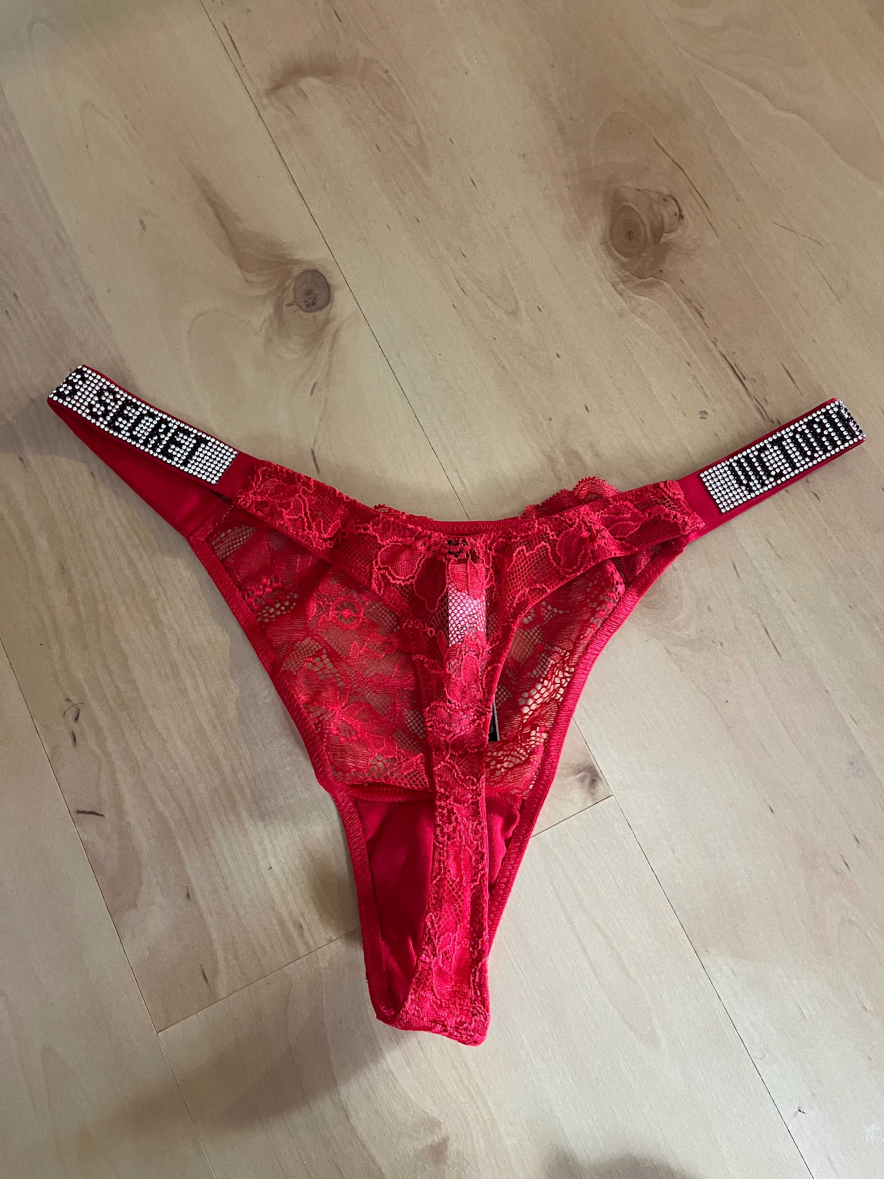 czerwone koronkowe majtki stringi z kryształkami Victoria's Secret r S