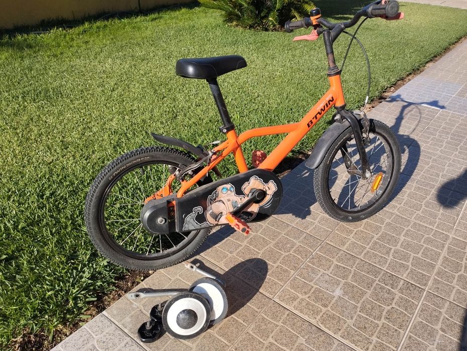 Bicicleta btwin  roda 16