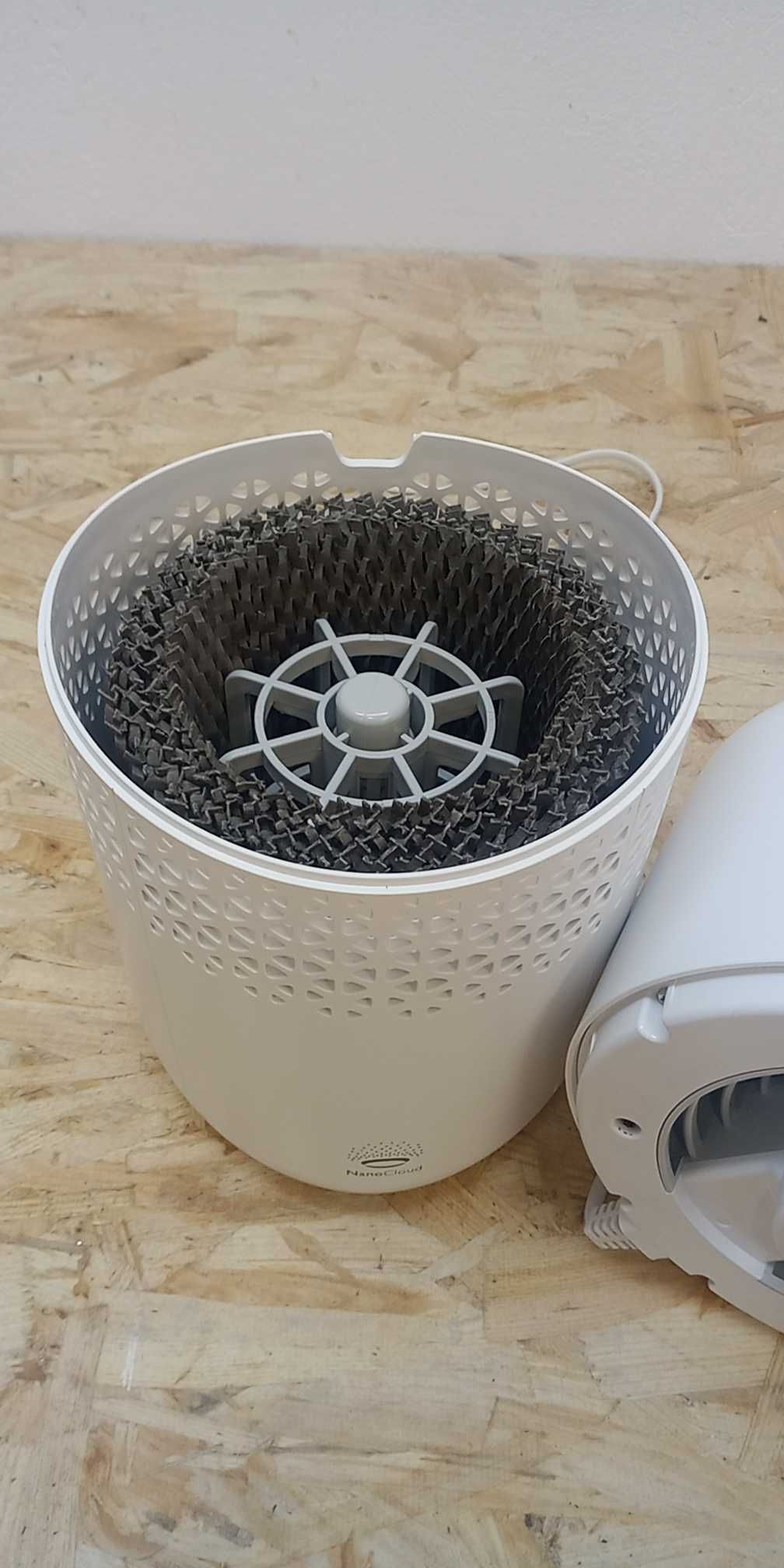 Nawilżacz powietrza Philips HU2510/10, NOWY