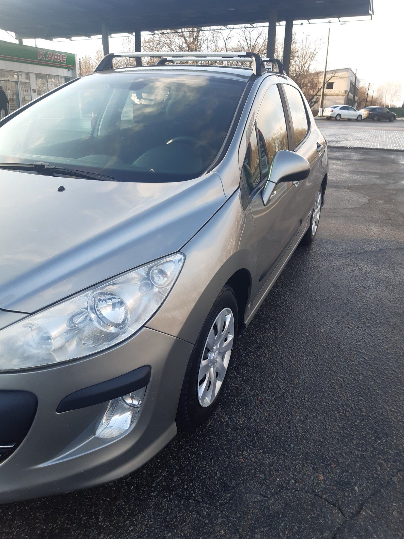 Продам PEUGEOT 308 2011г.в Дизель 1.6 л.