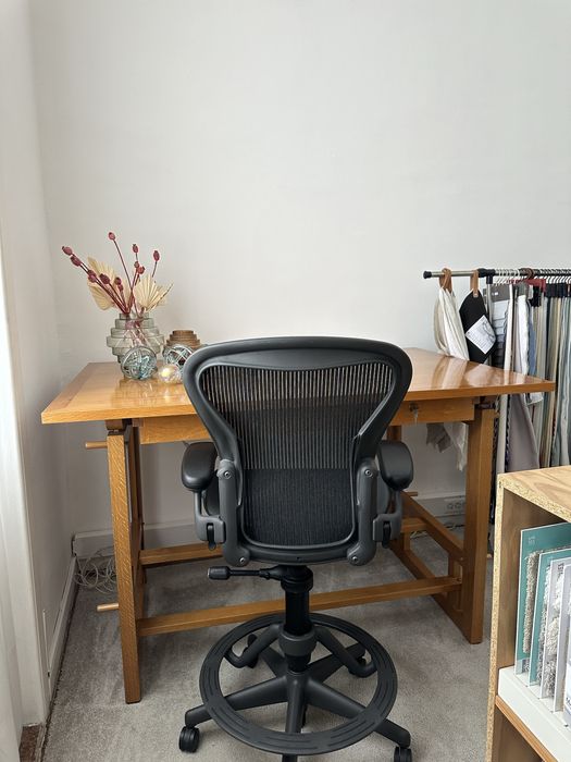 Estirador feito por medida com caixa luz