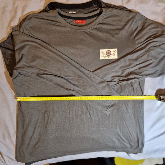 Diversas T shirt manga comprida camisolas novos por estrear sem uso co