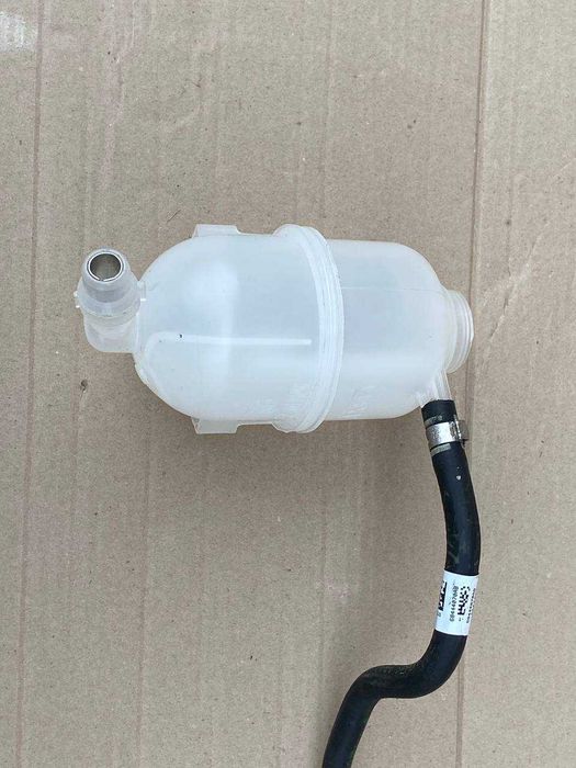 Бачок охолодження інтеркулера Jeep Compass 23 24 2025 2.0T 68472716AA