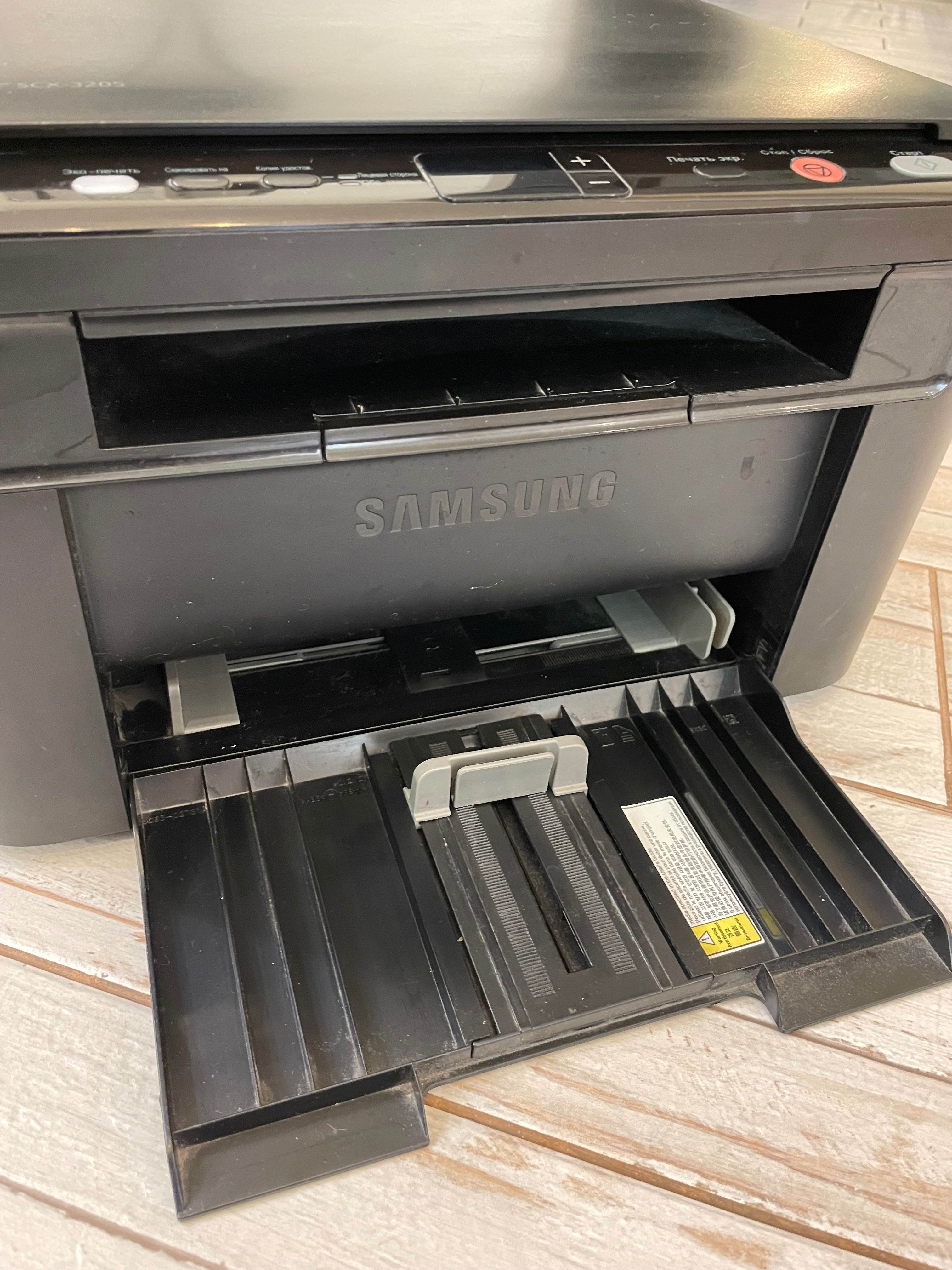 МФП сканер-принтер-ксерокс Samsung SCX-3205 гарний стан