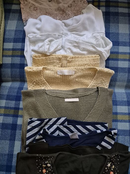 Duza paka ubrań damskich