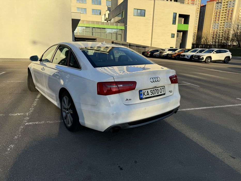 Авто Audi A6 2014 3.0ftsi Quattro