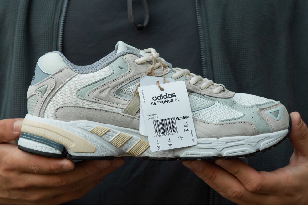 Кросівки Adidas Response CL