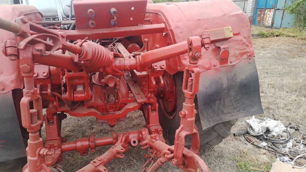Продам Т-150К ЯМЗ-236 та великий комплект