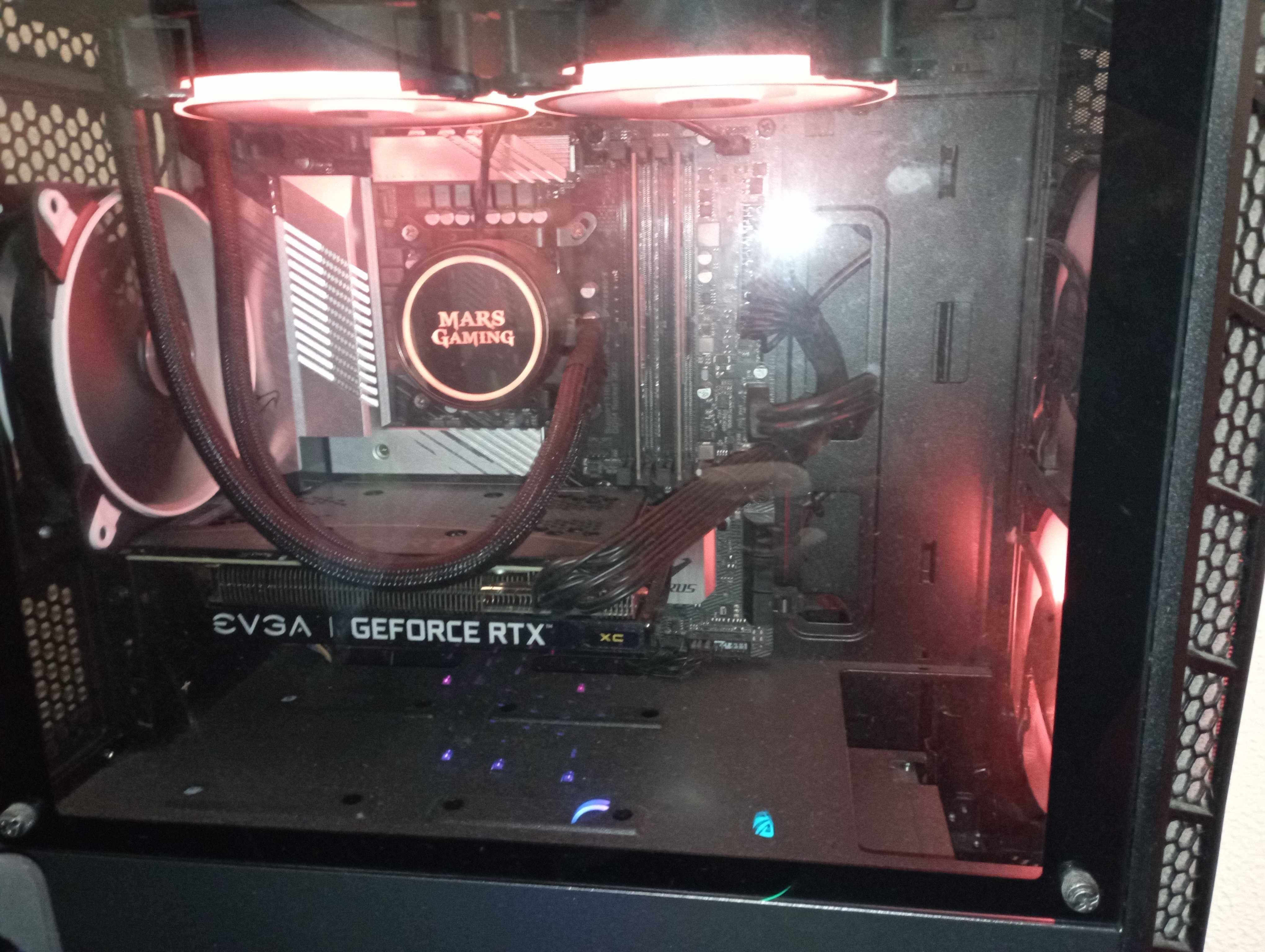 Vendo torre de PC com excelente desempenho.