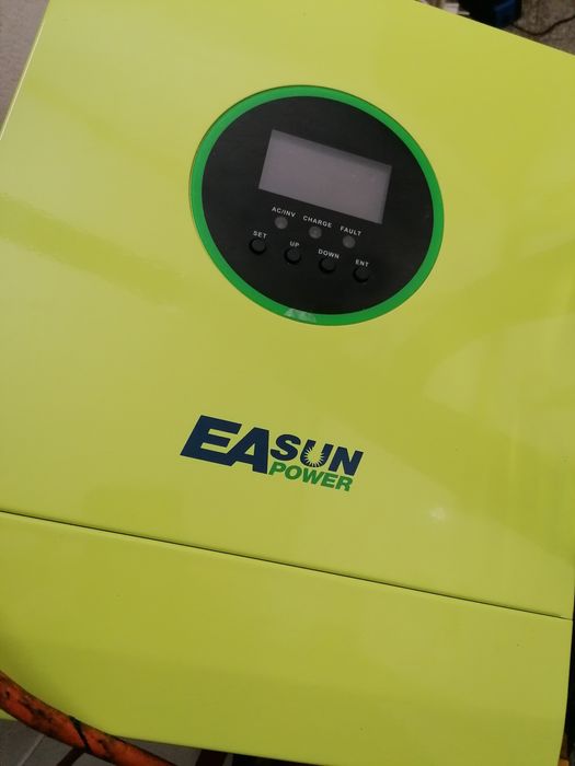 Falownik hybrydowy Easun Isolar smx II 3,6kw