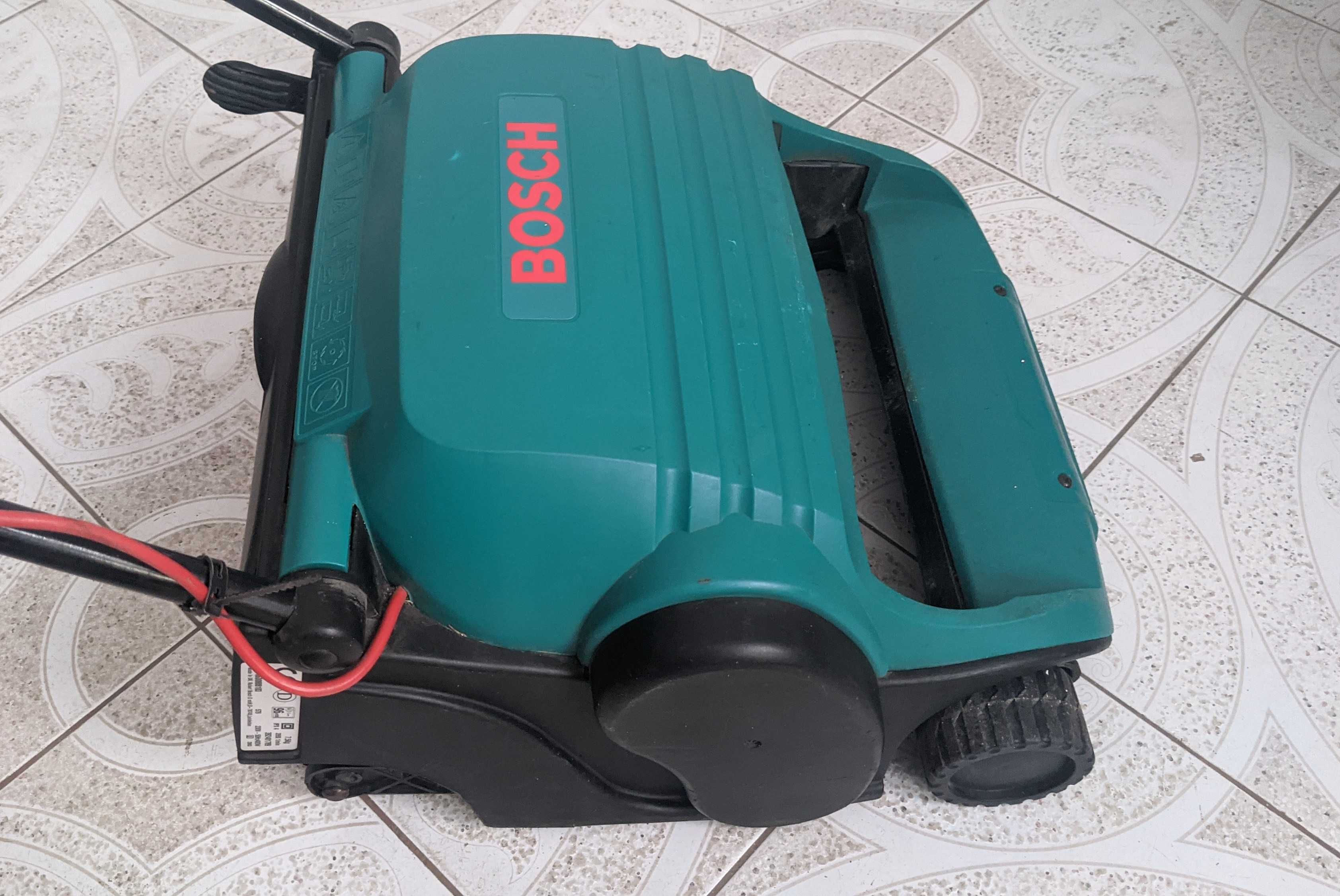 Aerator elektryczny Bosch AMR 32 F