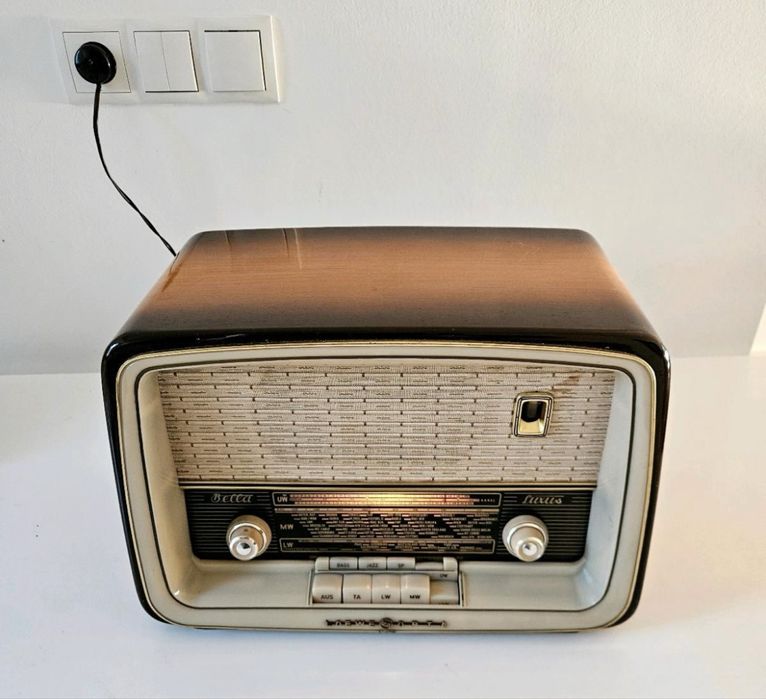 Radio Lampowe Löwe Loewe Opta Bella Luxus 3711W Antyk Vintage