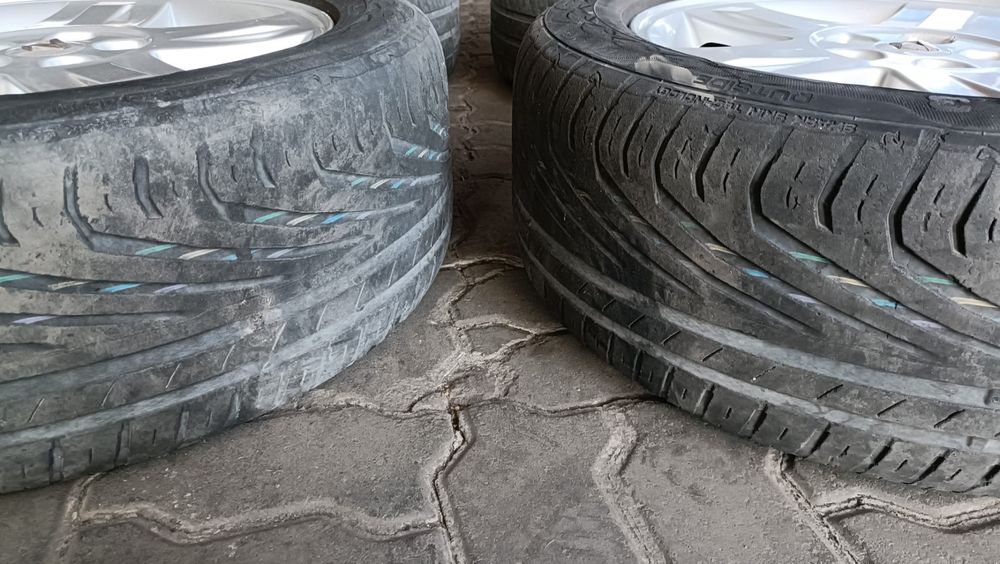 JANTES RENAULT R17 COM PNEUS 225/55 FURAÇÃO 5X108 ET50