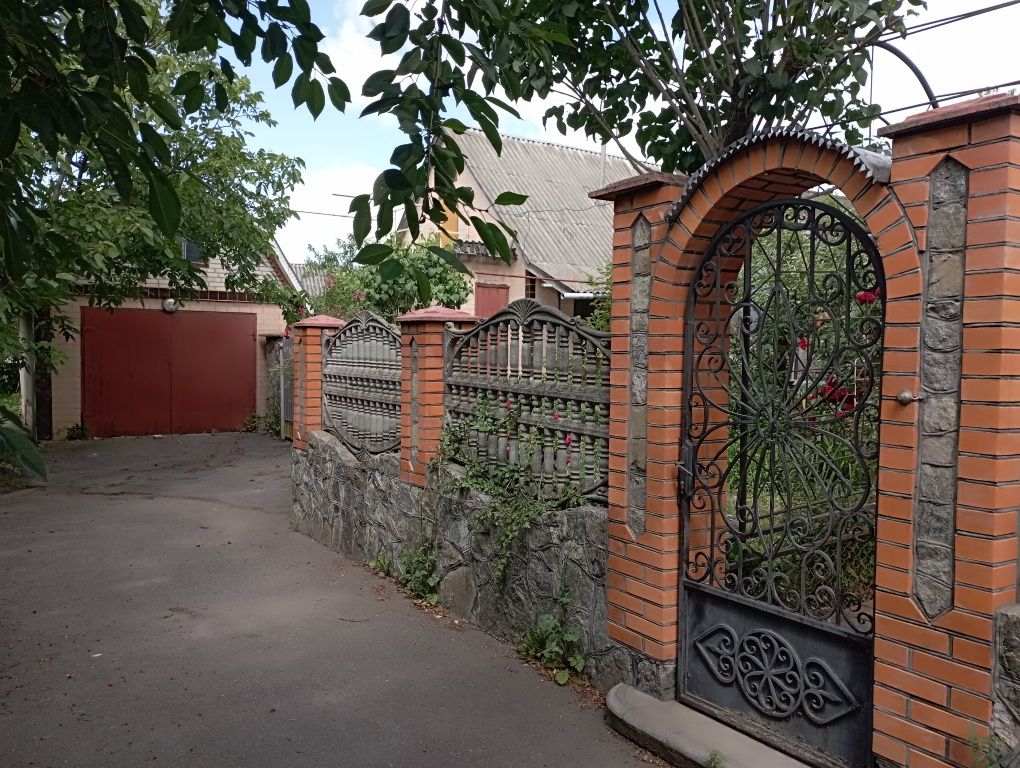 Продається будинок в Калинівці