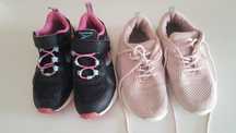 Conjunto de 2 tenis tamanho 29