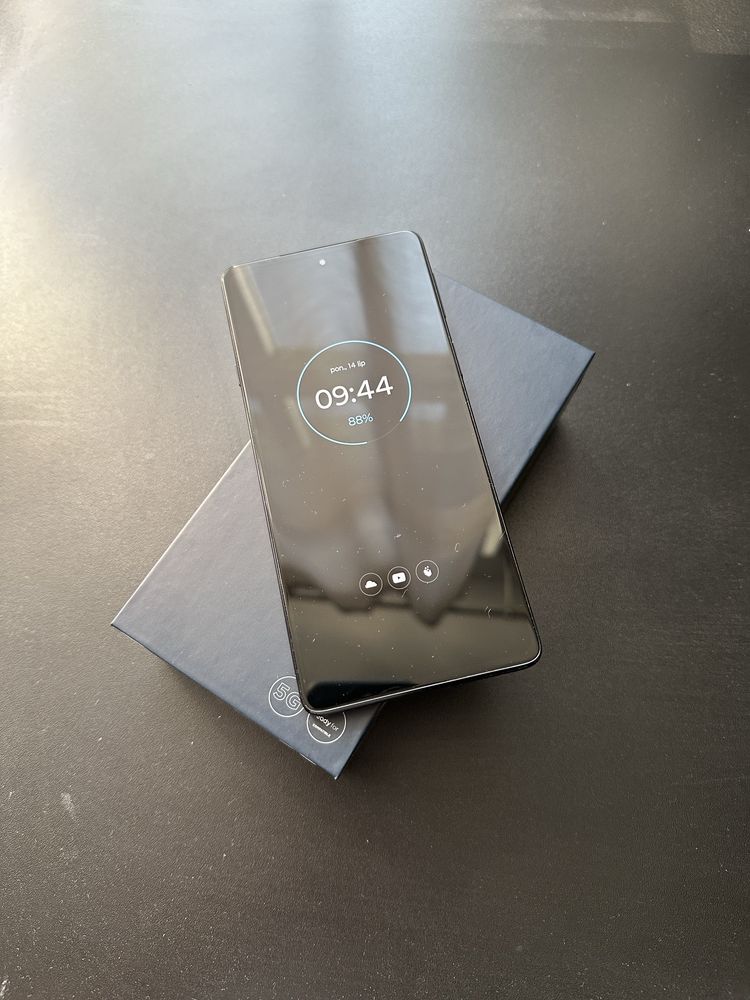 Motorola edge 20 jak nowa!
