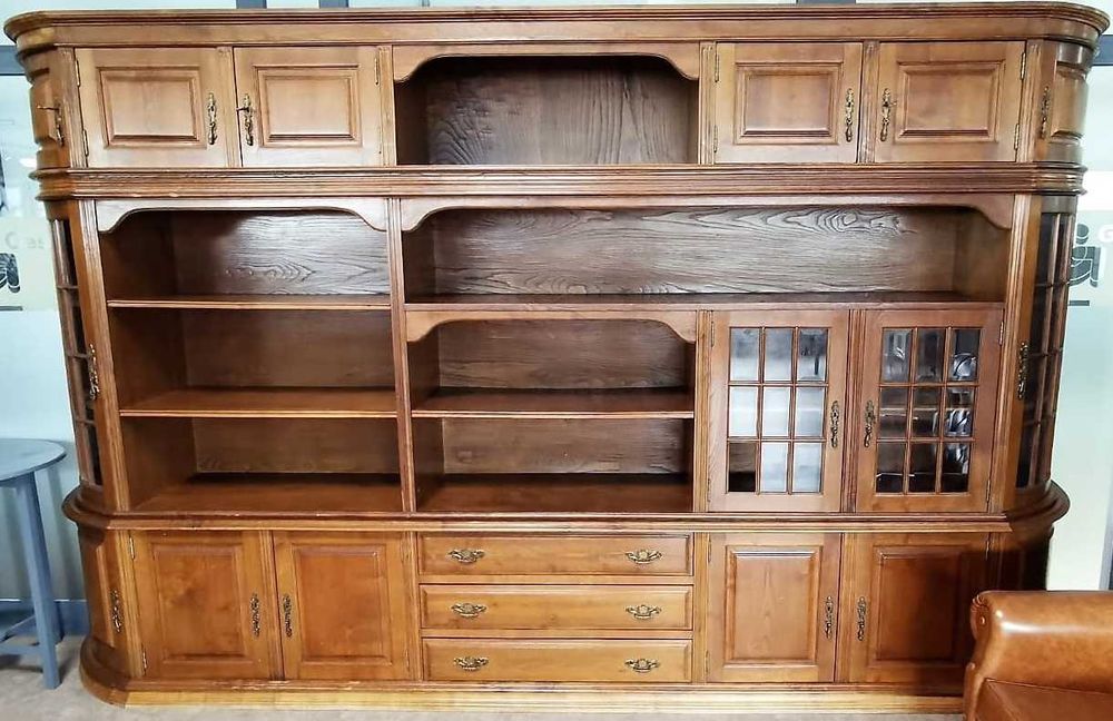 Estante de Sala de Estar em Madeira Maciça