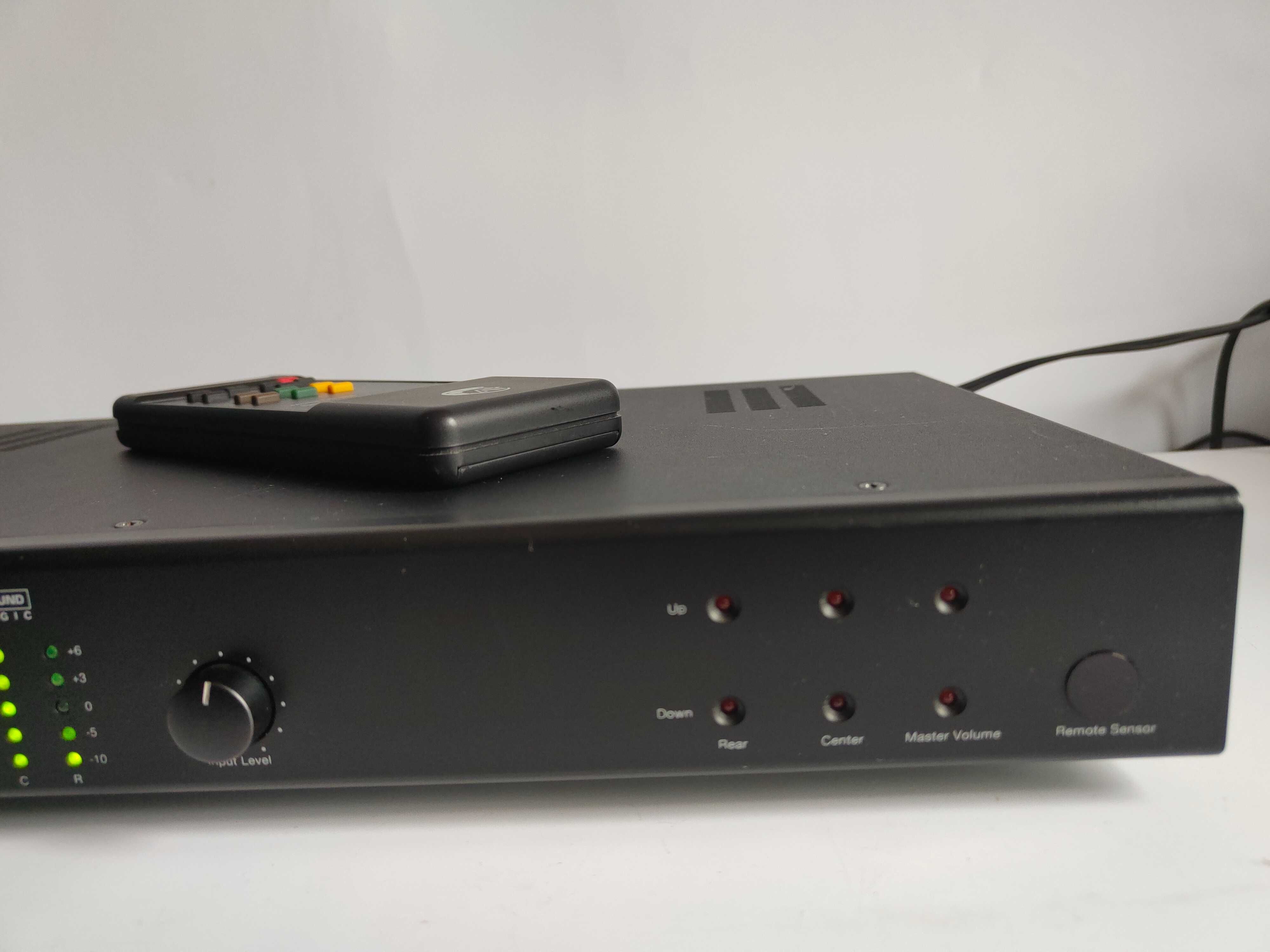 Procesor dźwięku wzmacniacz SURROUND CAT CS-888 z pilotem