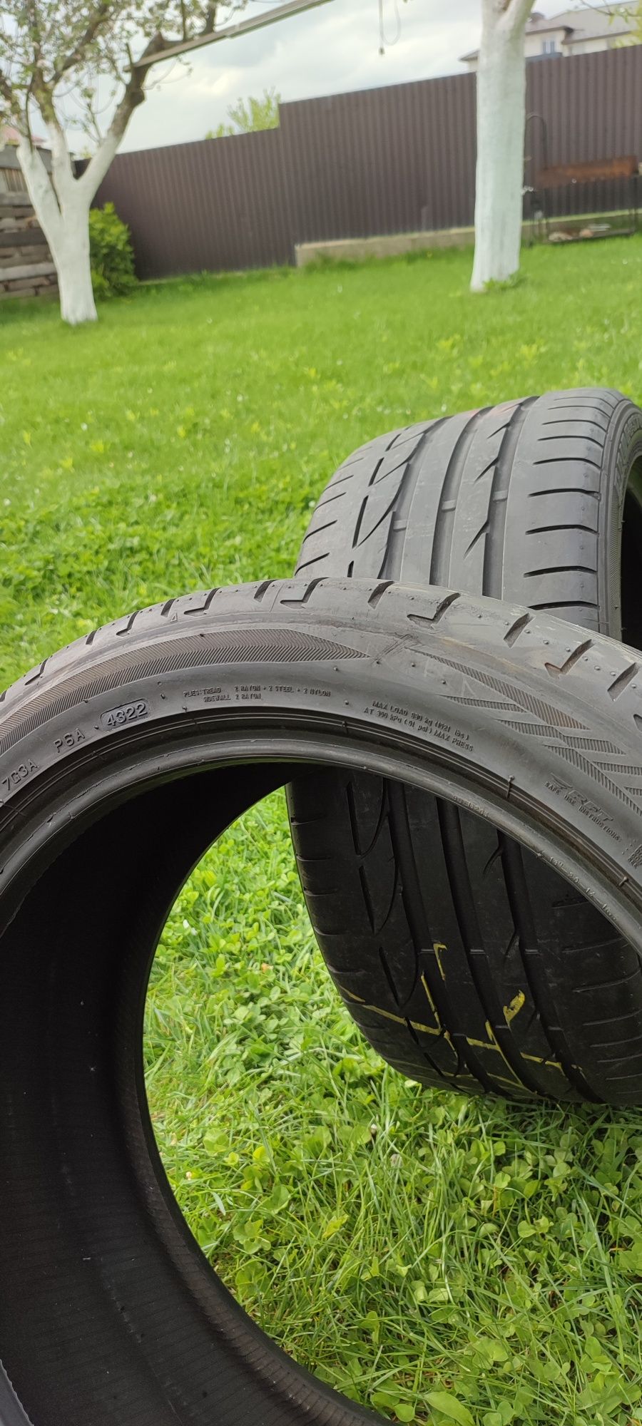 Шини літні 255/40R18 Bridgestone RFT 22рік