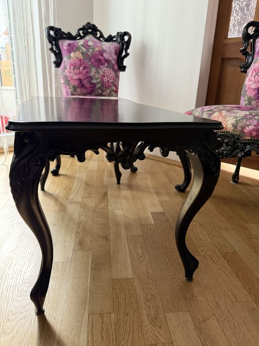 Продам крісла і стіл вінтаж, Італія