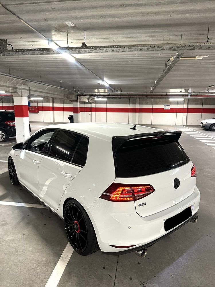 Volkswagen Golf 7 GTI