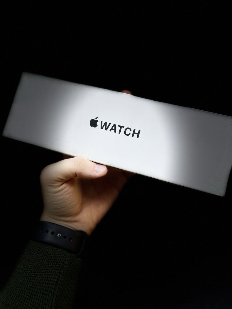 Apple Watch SE 2 2024 40мм / 44мм