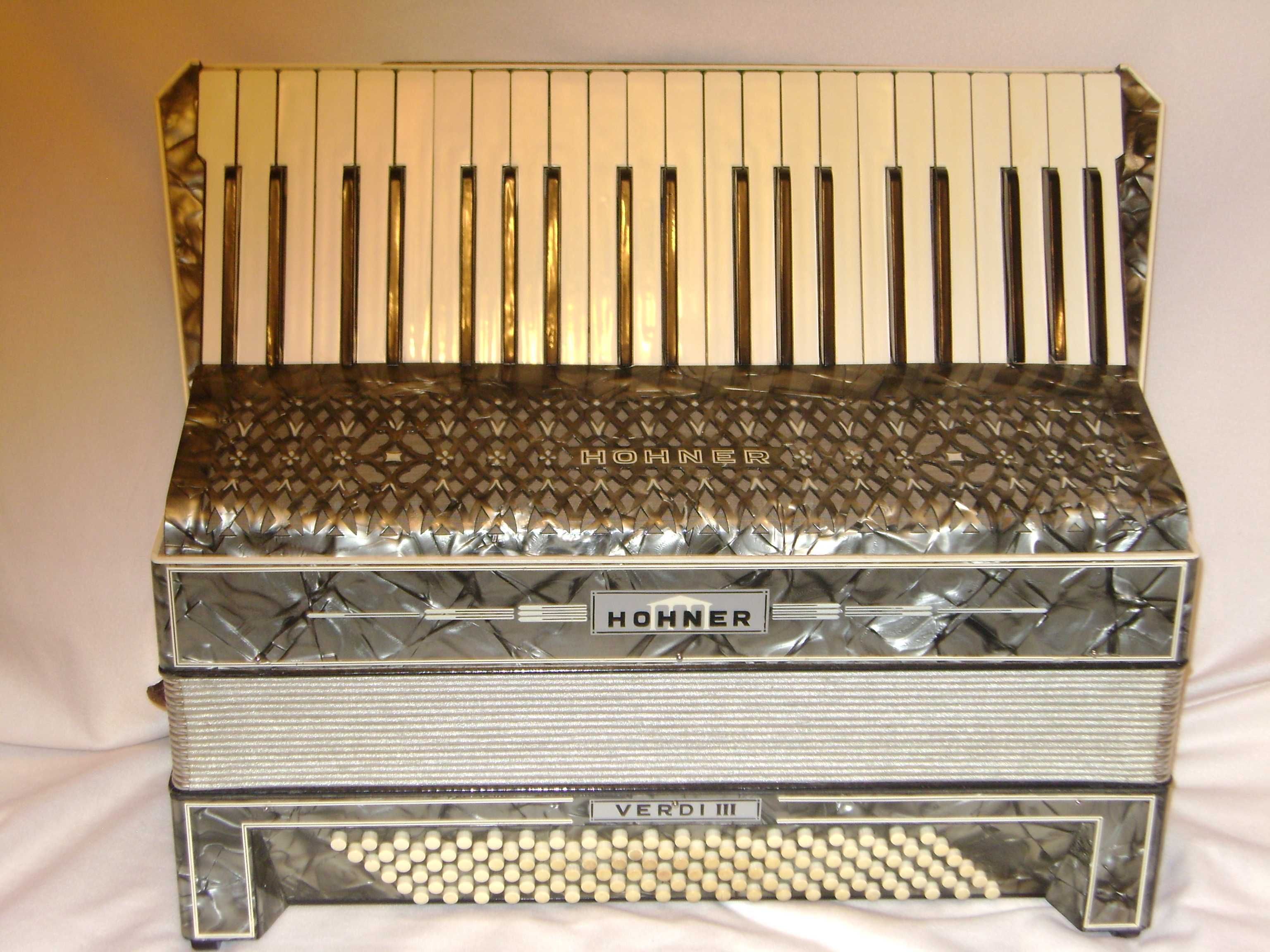 HOHNER VERDI 3 120B Super Stan.