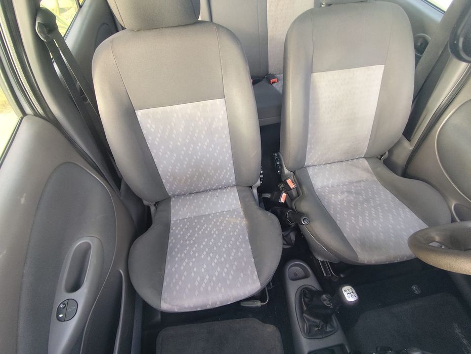 Ford Fiesta 12 ztec , ano 07/1999, AVARIADO!