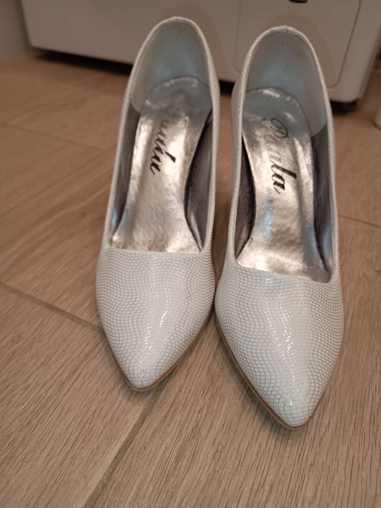 Buty ślubne Paula r35