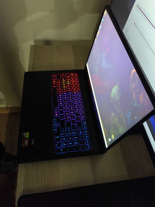 Portátil Gaming Ryzen AI 7 | 32GB | 144Hz | GeForce RTX 5060...