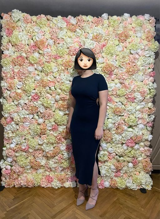 Фототзона,  стіна з квітів, оренда фотозони на день народження