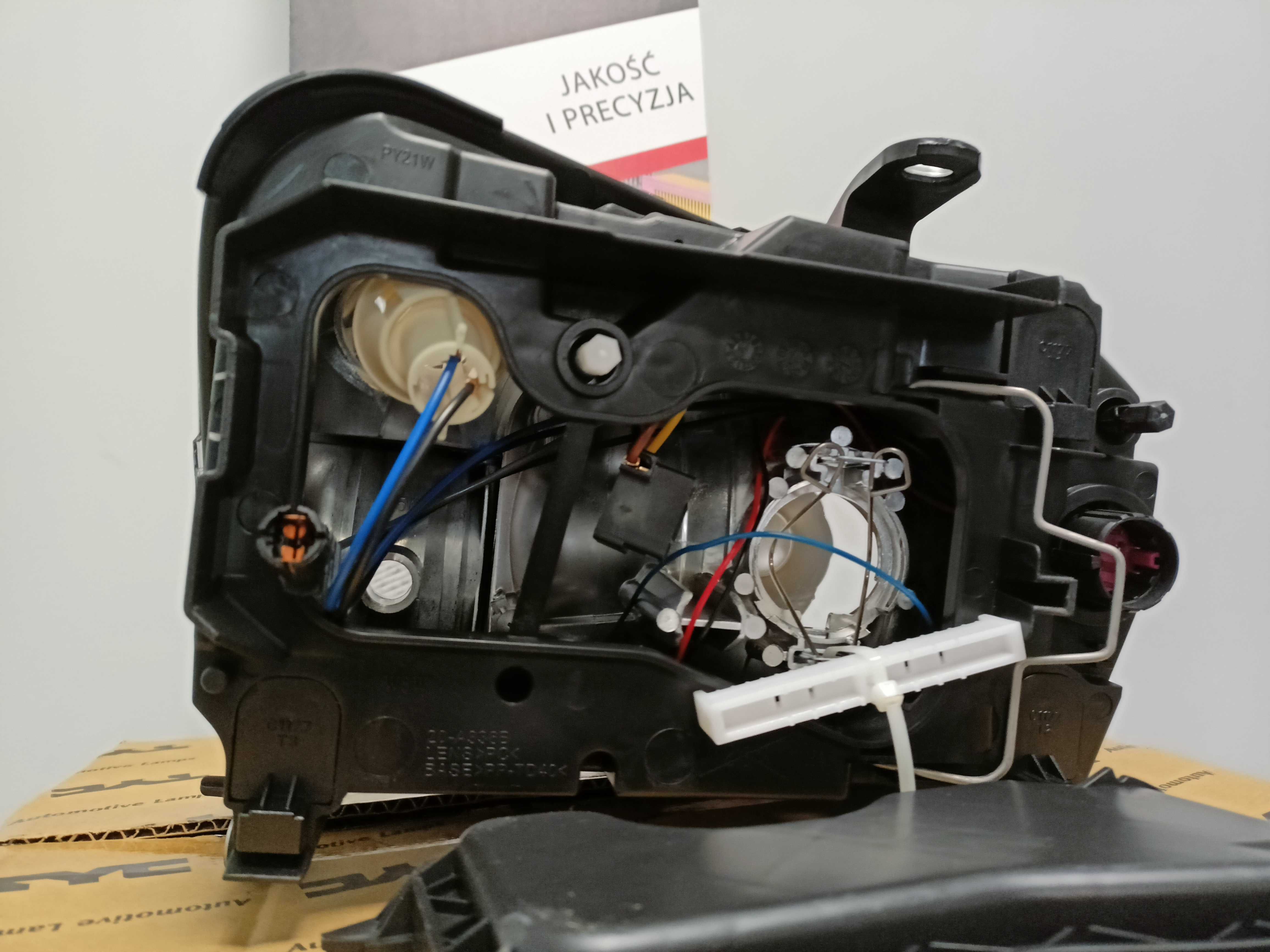 Fiat Panda 09- Lampa/Reflektor przód lewy /H4