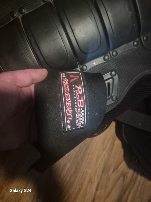 Sprzedam zbroję na quada Crossa motor lub rower