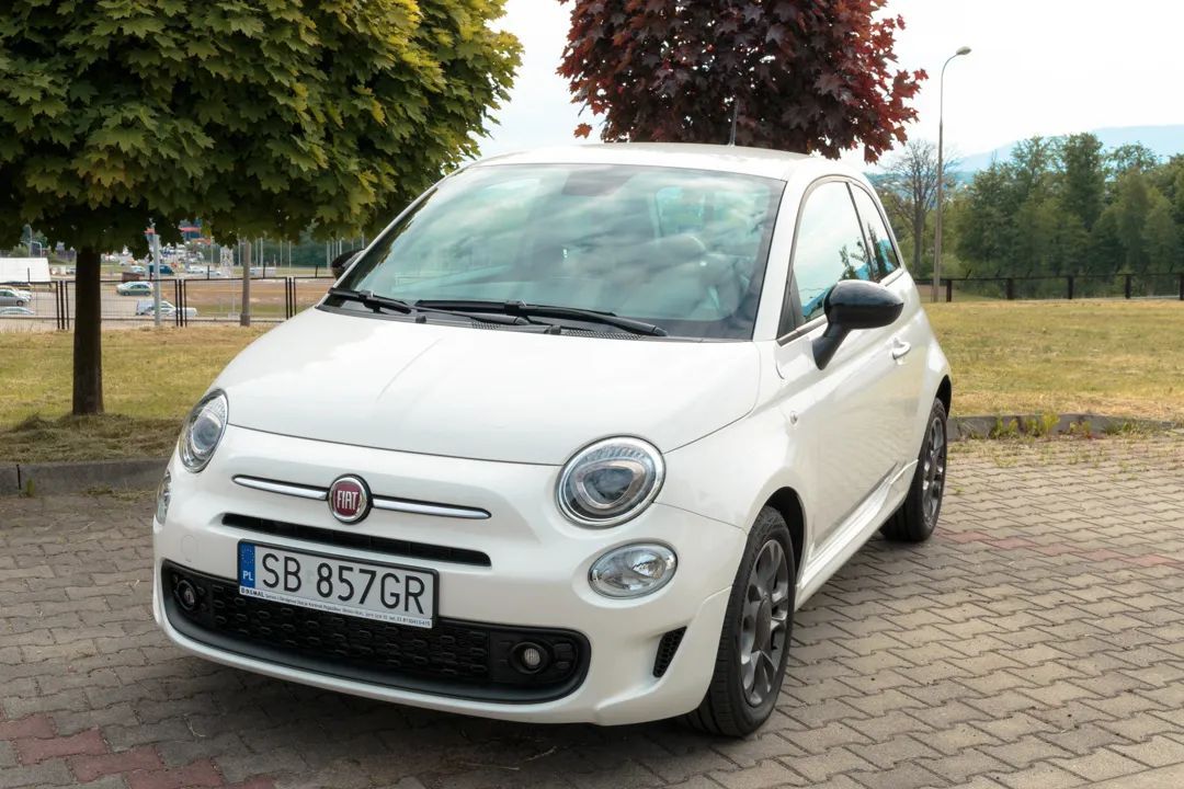 Fiat 500 Samochód FIAT 500 Hey Google 1,0 Hybrid 70KM