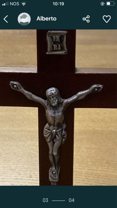 Cruxifixo com Cristo e aplicações em prata