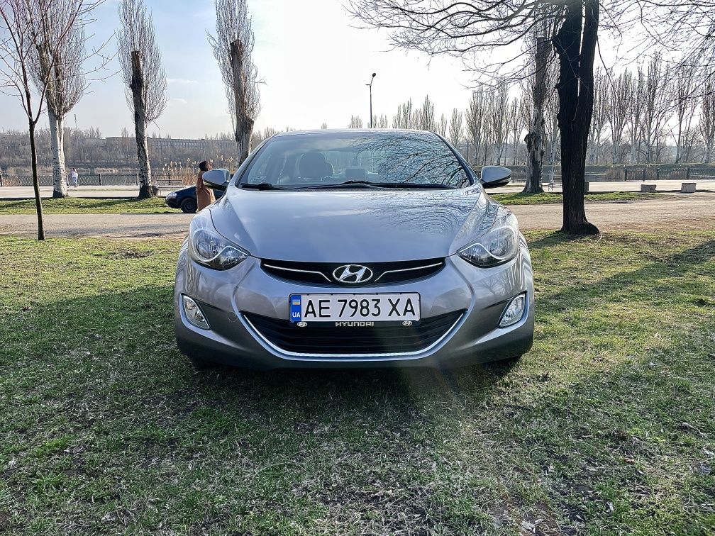 Hyundai elantra gls limited 2012