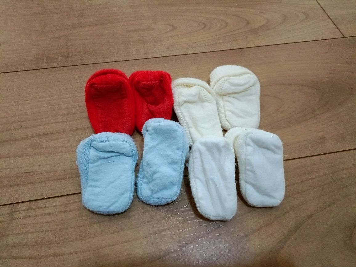 4 pares de Botas de lã para bebé