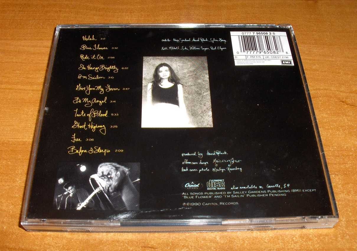 MAZZY STAR - She Hangs Brightly, EXCELLENT-