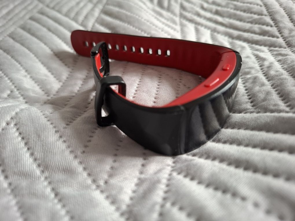 Samsung Gear Fit2 Pro - rozmiar S