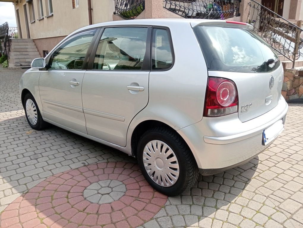 VW Polo  9N  z gazem 5 drzwi klima LPG