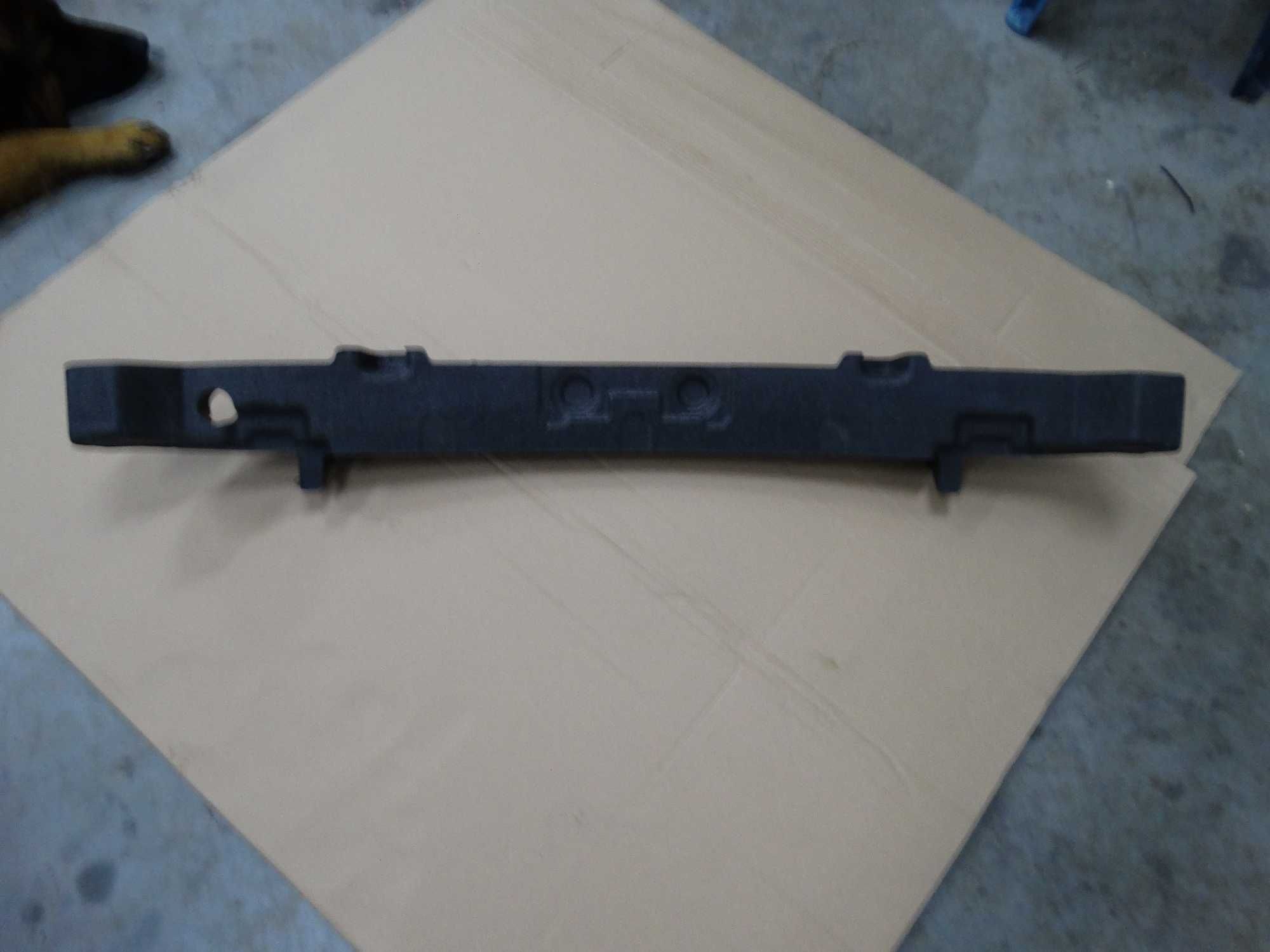 absorber zderzaka przód opel corsa f